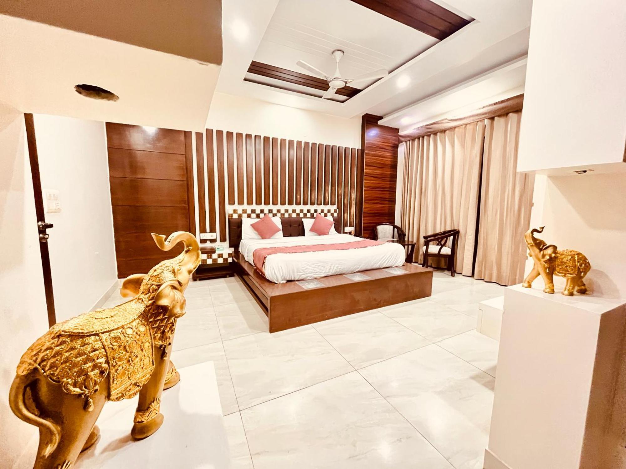 South Inn - Green Park Near Hauz Khas South Delhi New Delhi Buitenkant foto