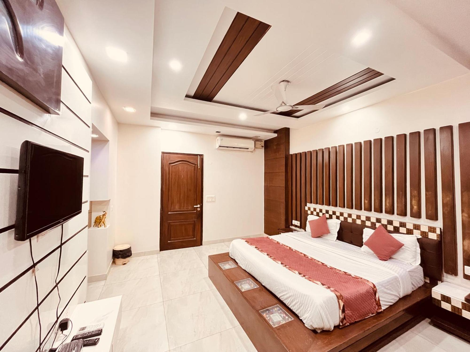 South Inn - Green Park Near Hauz Khas South Delhi New Delhi Buitenkant foto